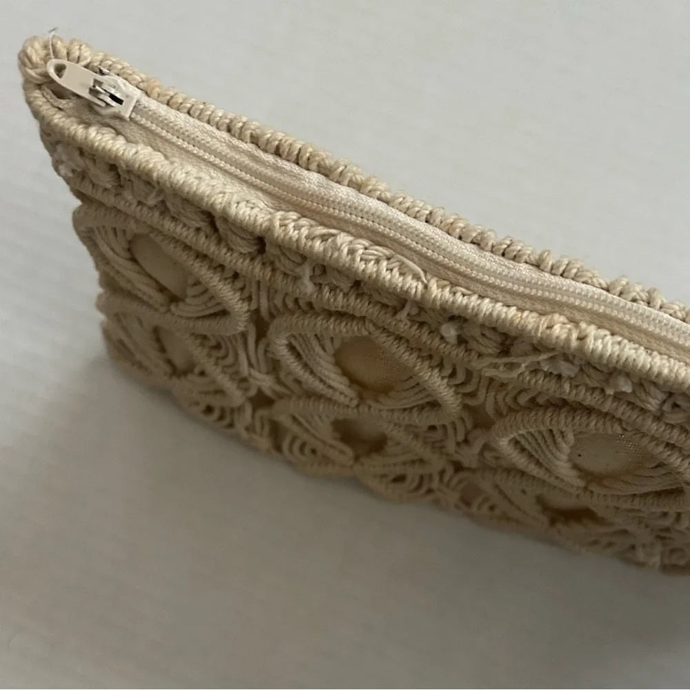 NWOT Handmade Woven Macramé Clutch - Cream 5 x 9”